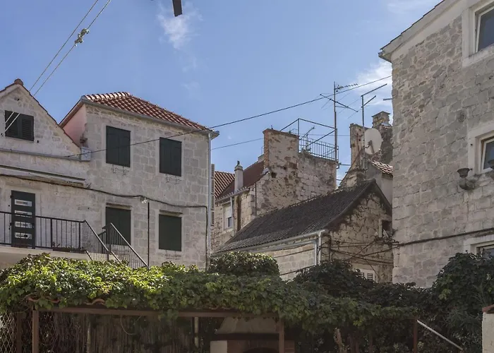 Cor בית הארחה